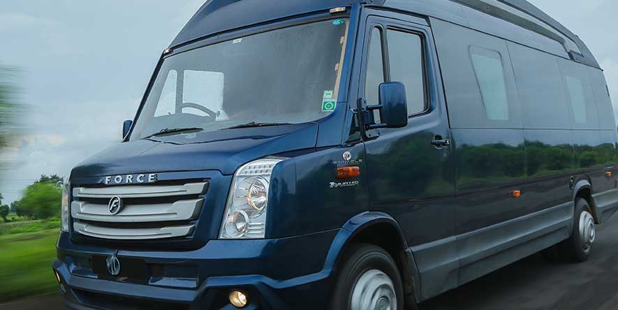 tempo traveller front glass price
